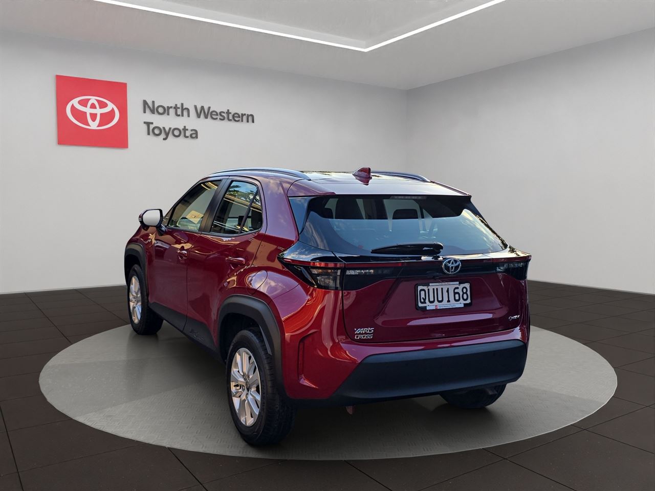 Vehicle image 5
