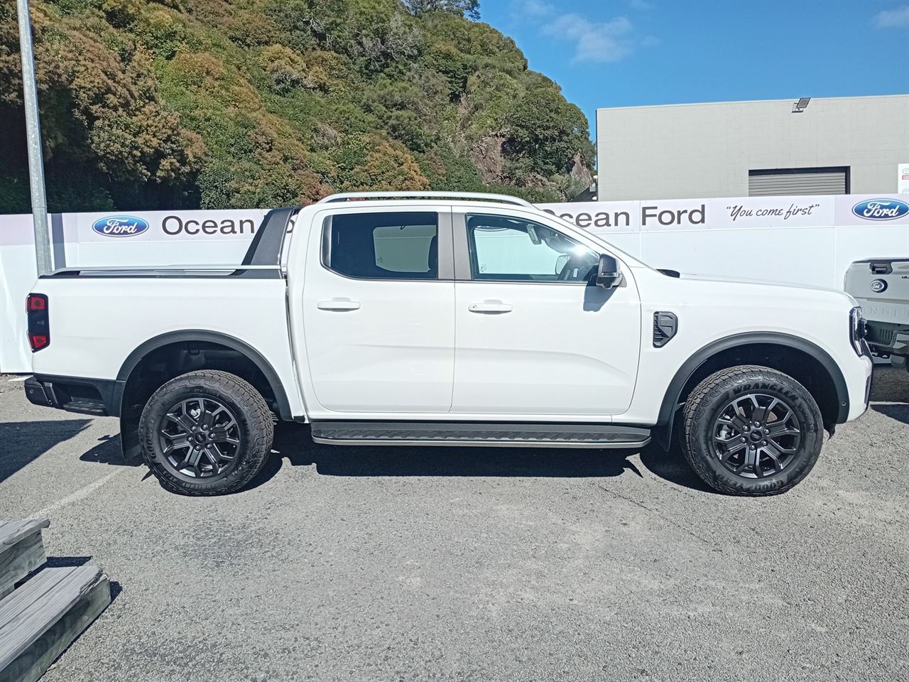 Vehicle image 2