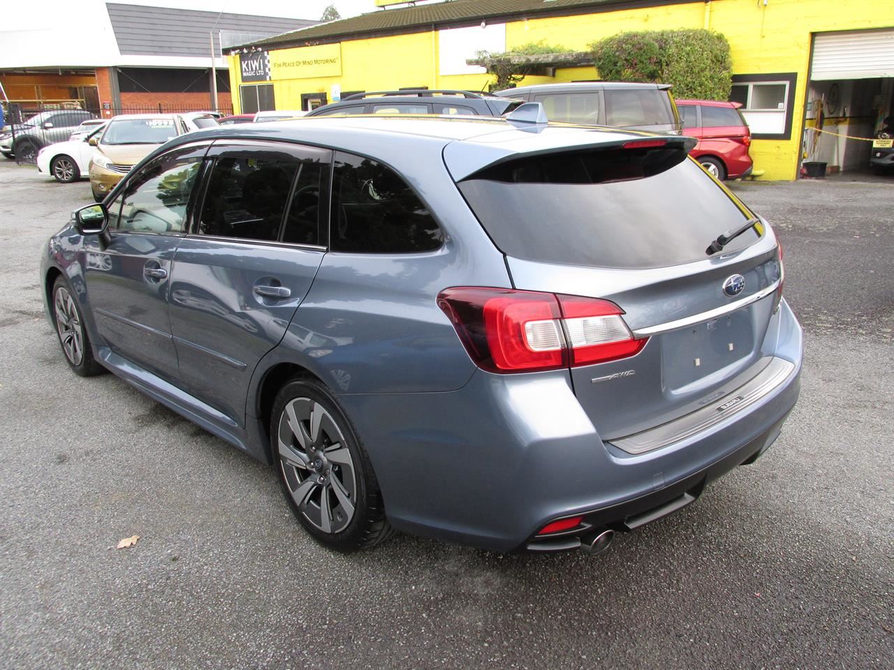 Vehicle image 4