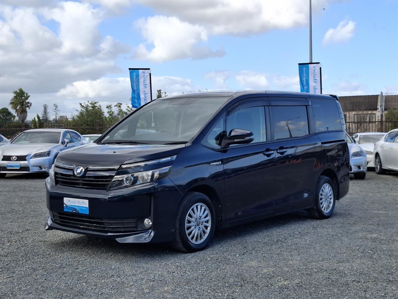 Vehicle image 3