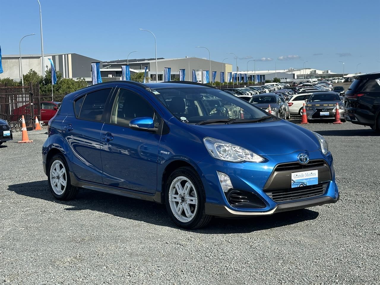 Vehicle image 1