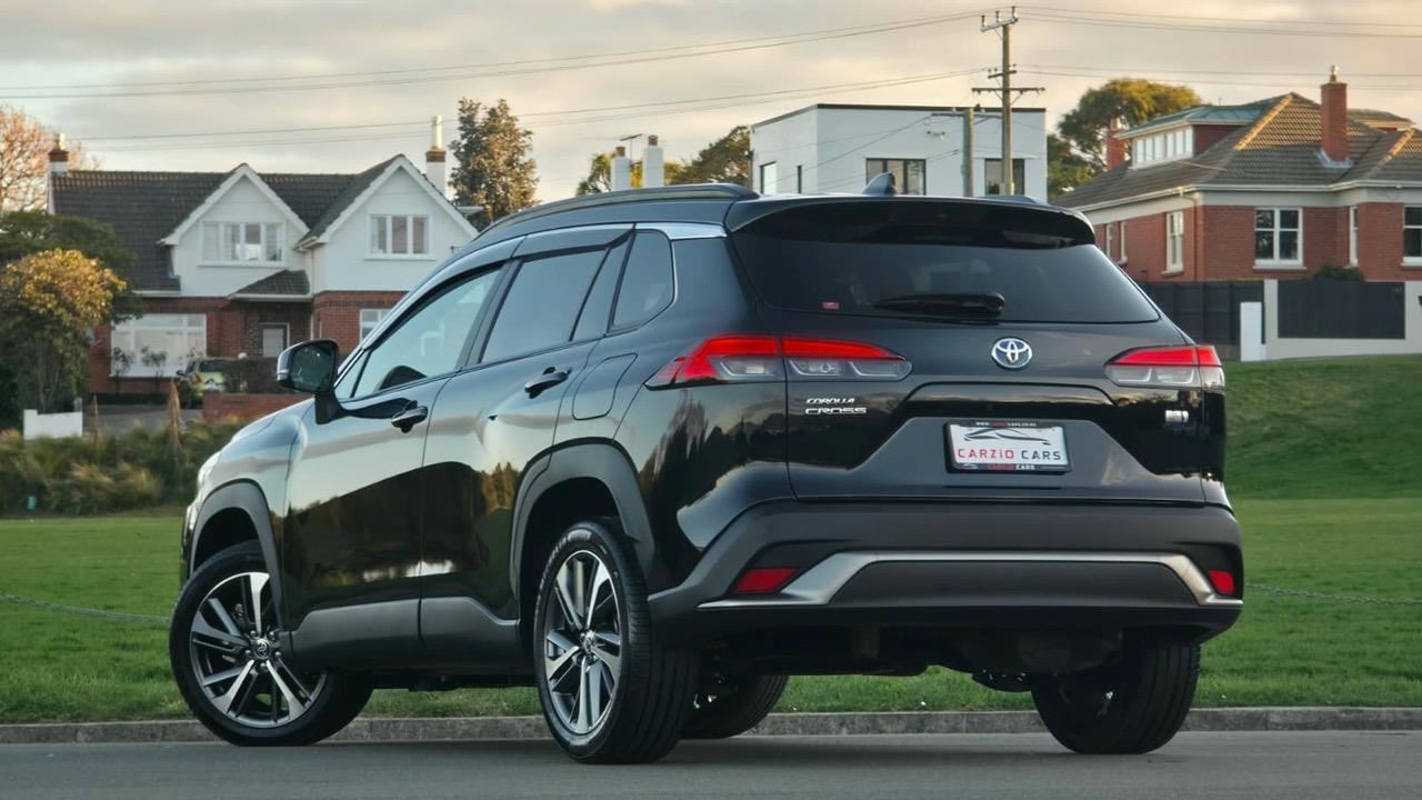 Vehicle image 5