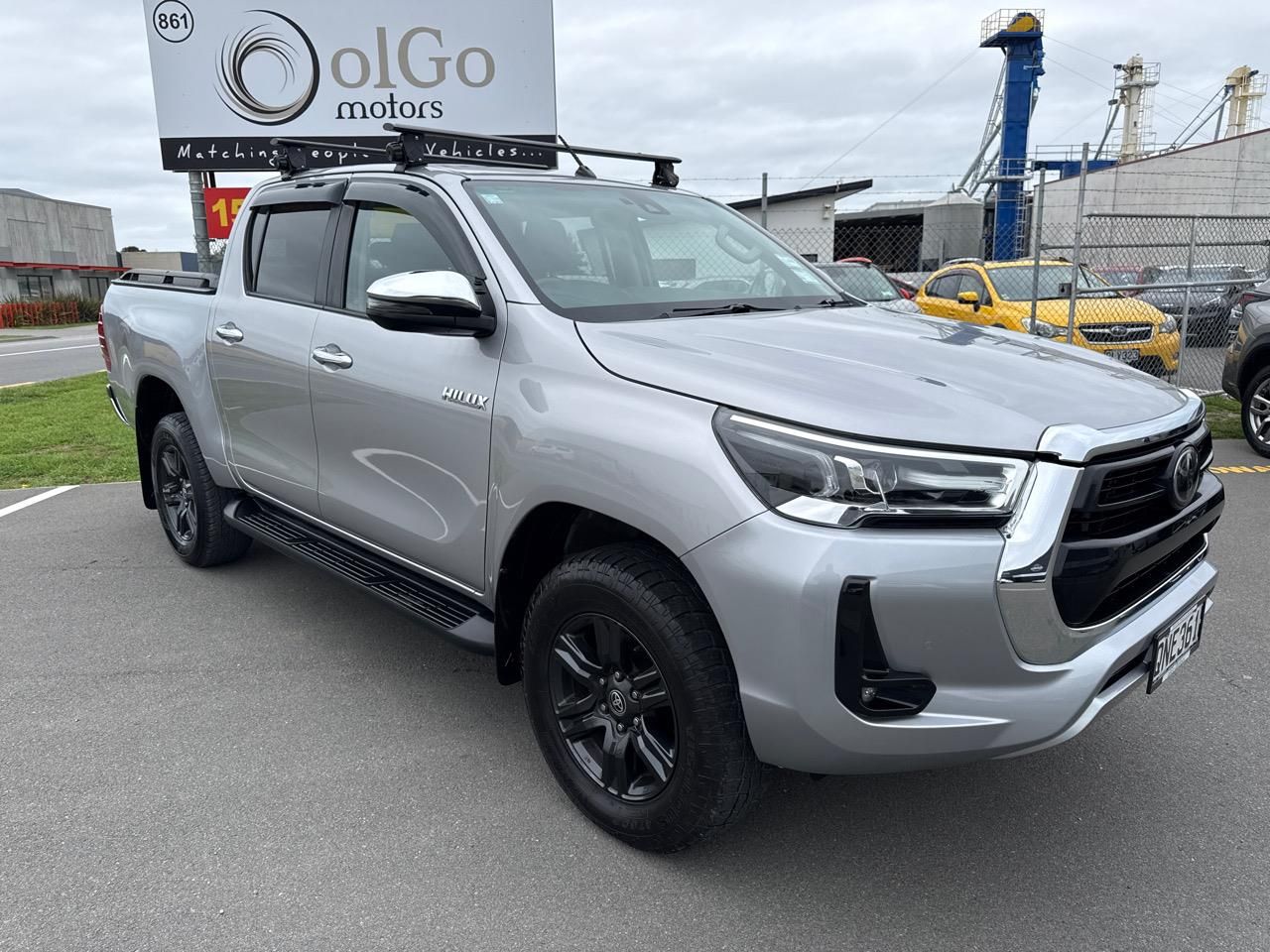 Vehicle image 2