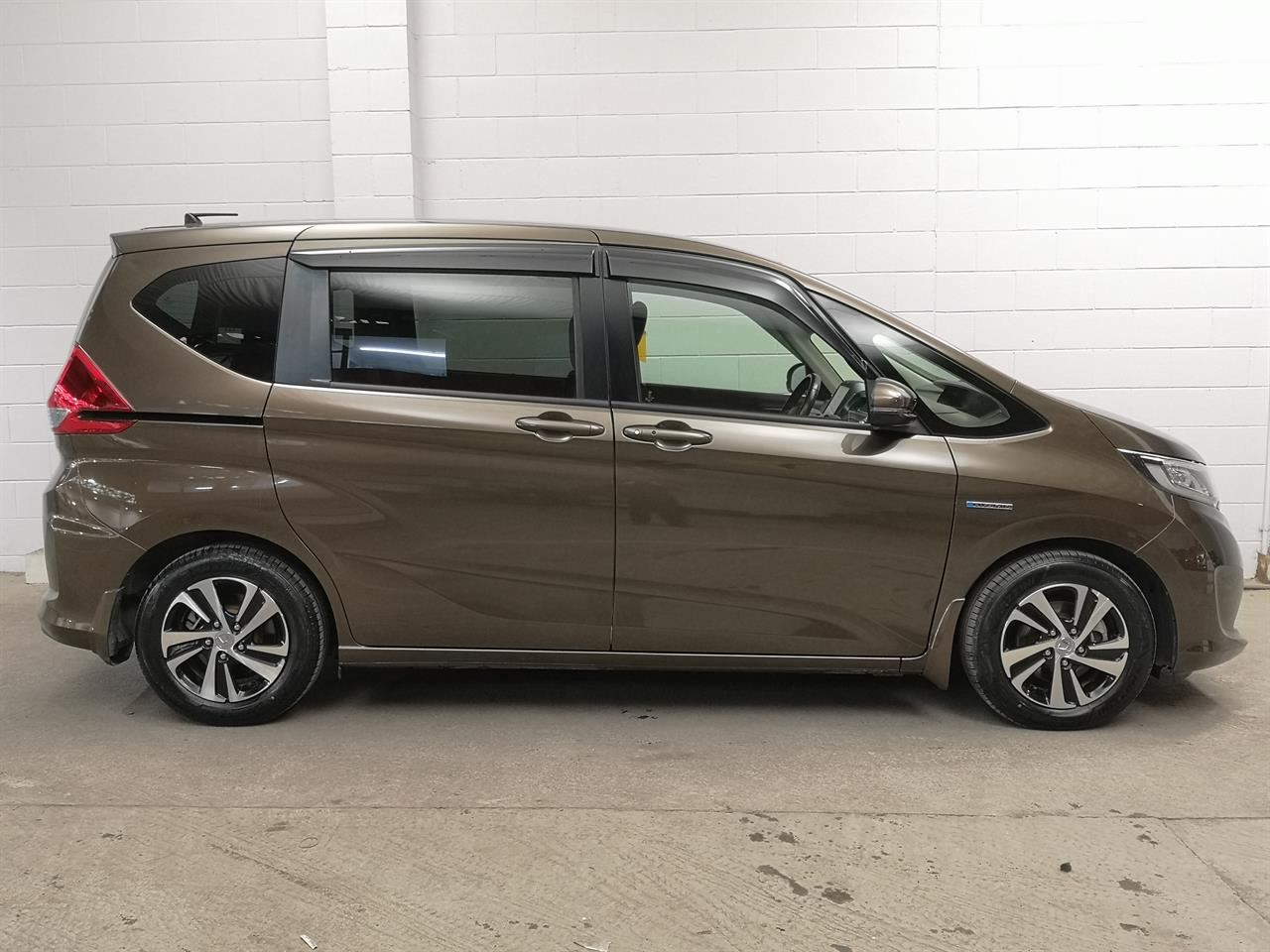 Vehicle image 3
