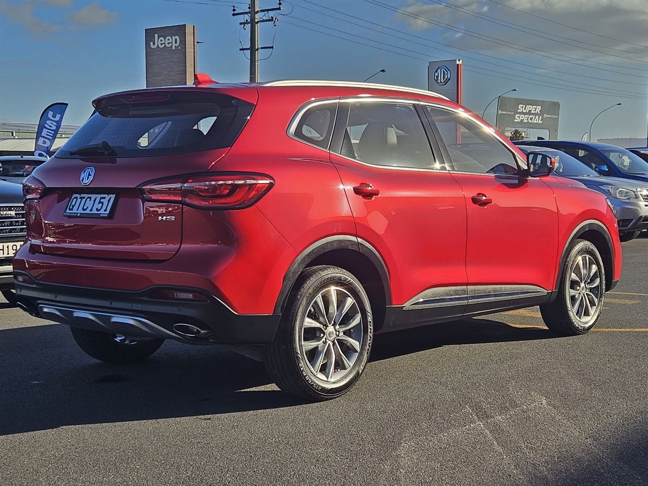 Vehicle image 3