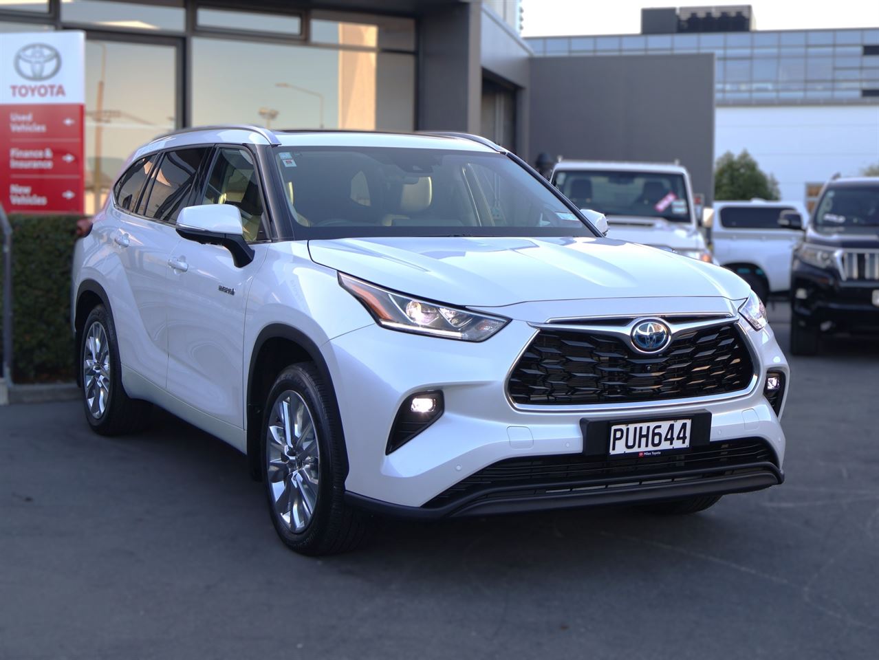 Vehicle image 1