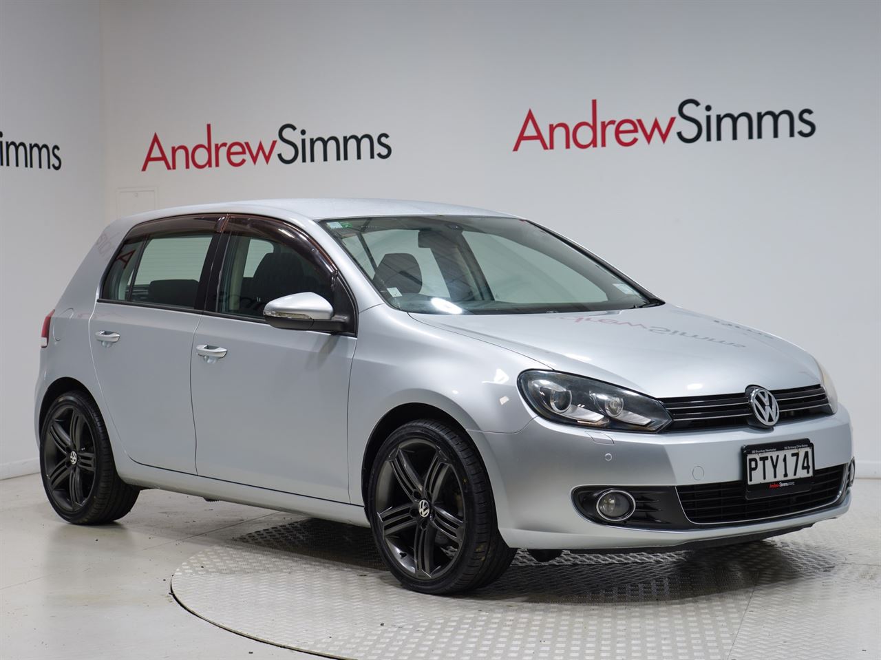Vehicle image 1