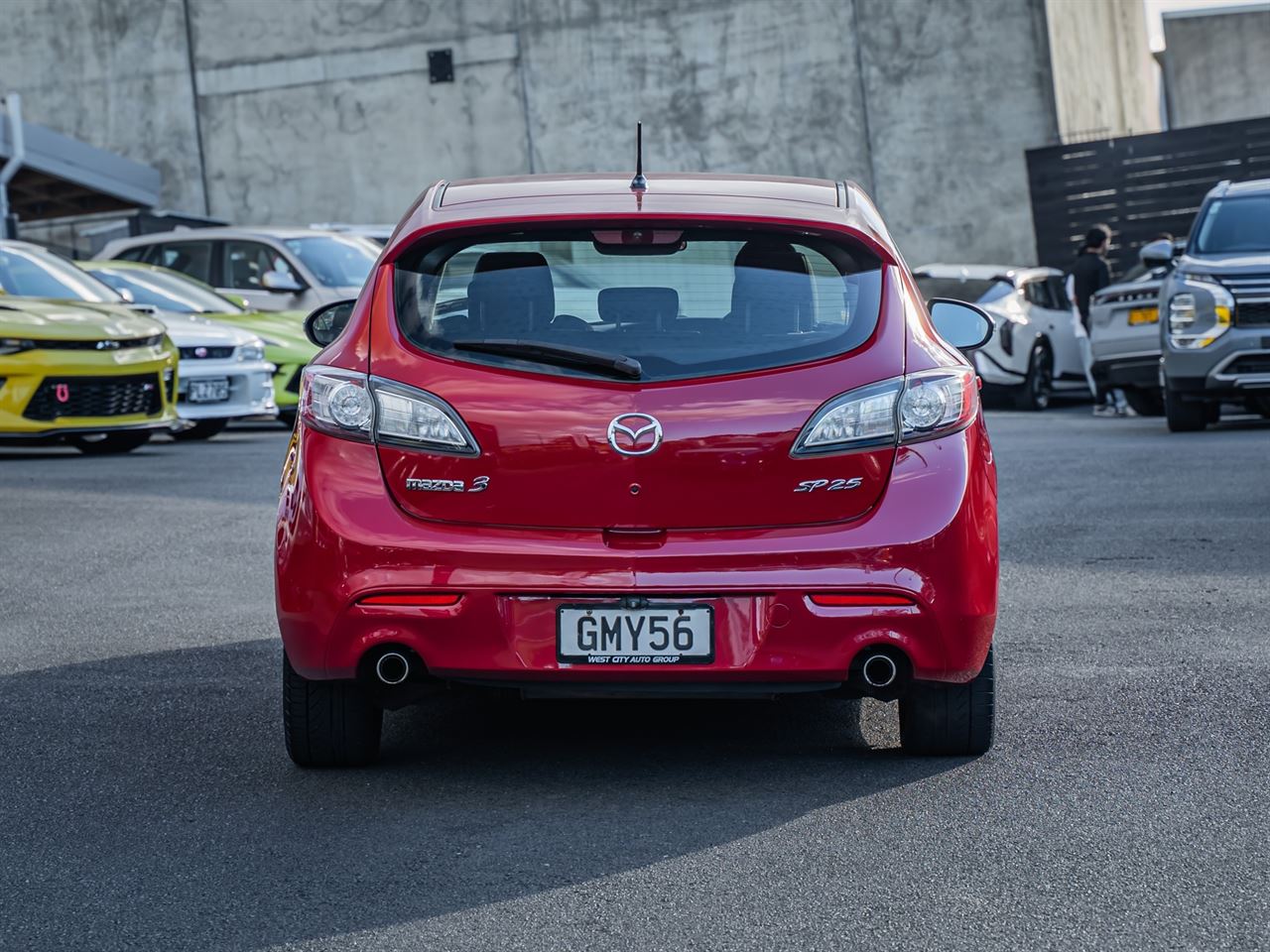 Vehicle image 4