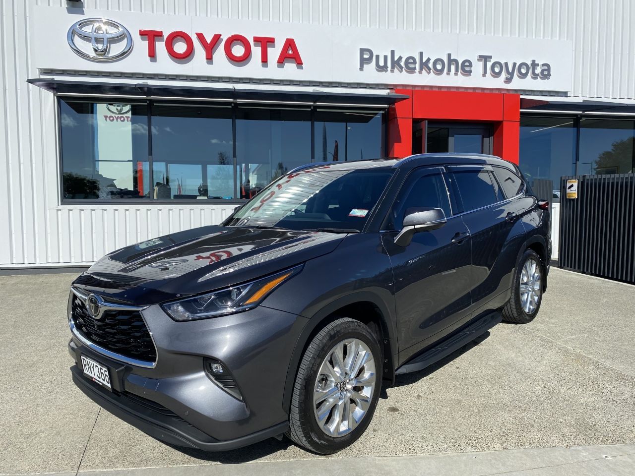Vehicle image 1