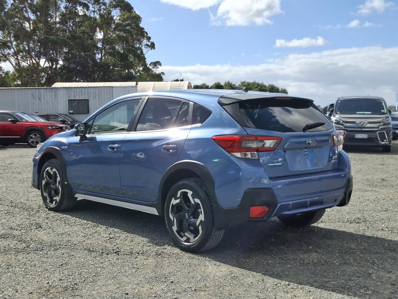 Vehicle image 5