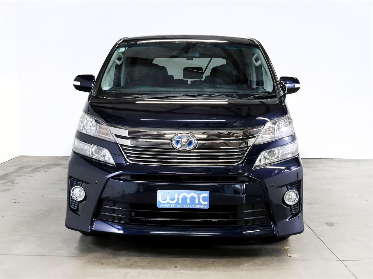 Vehicle image 3