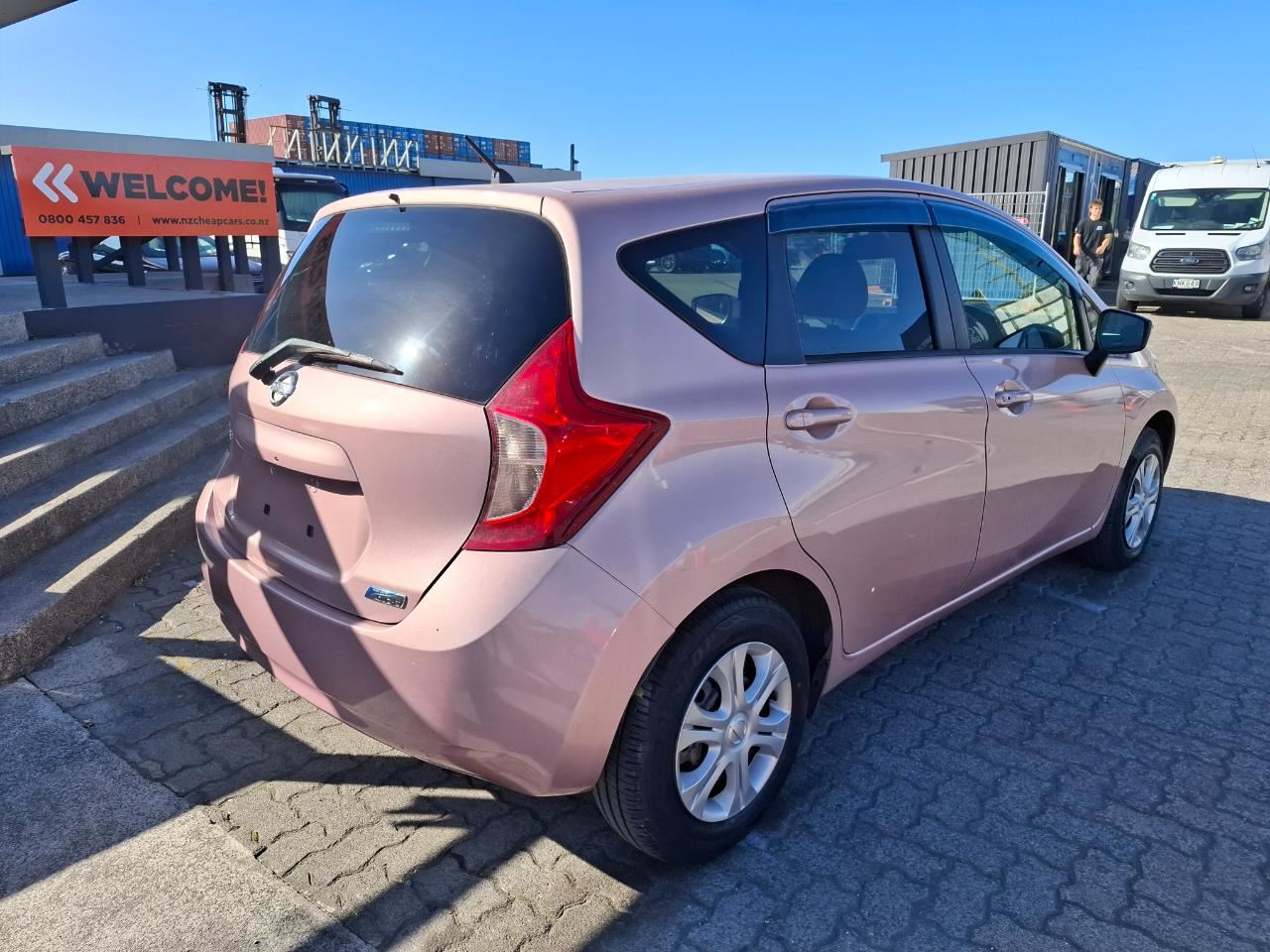 Vehicle image 5