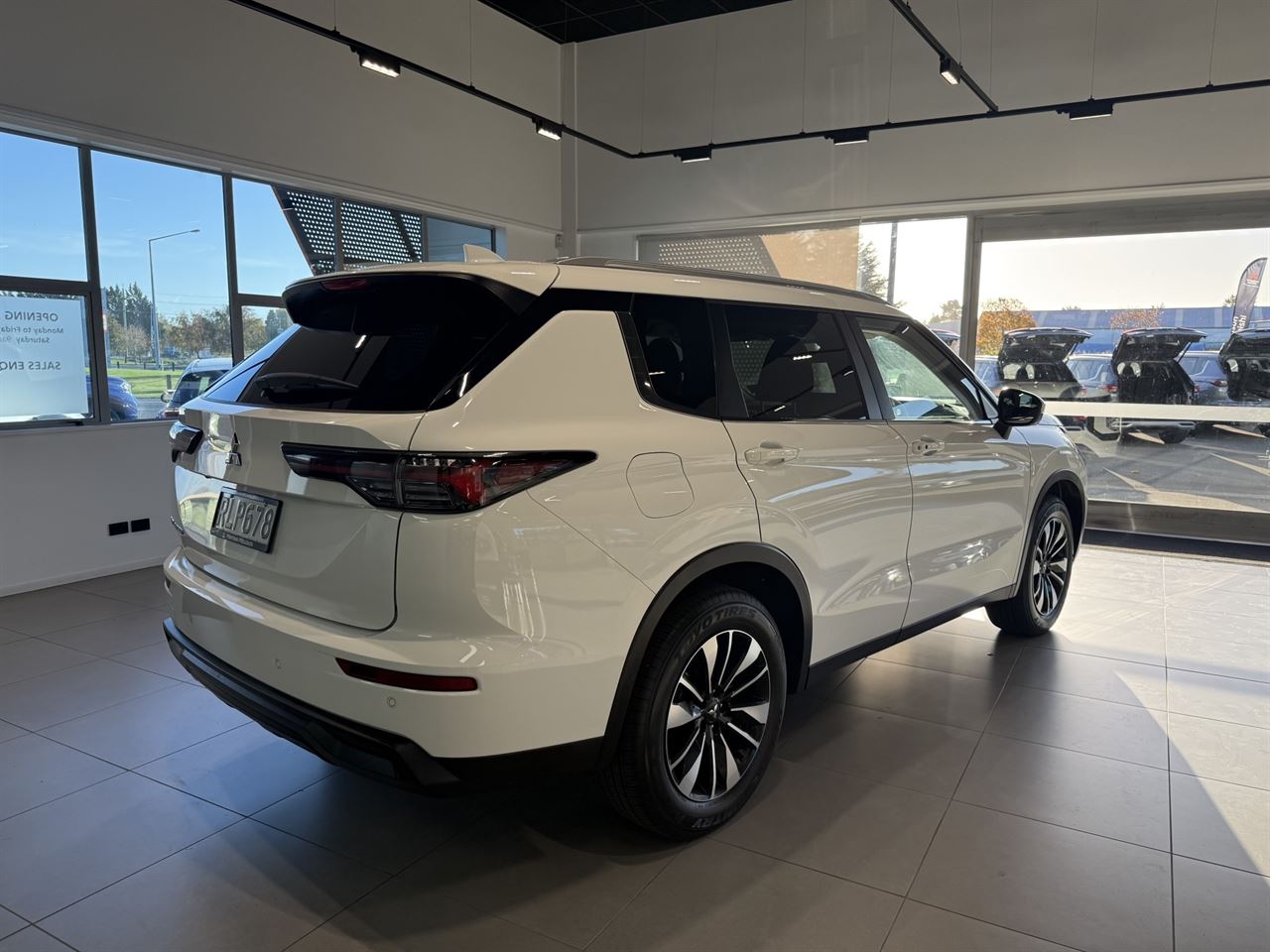 Vehicle image 3