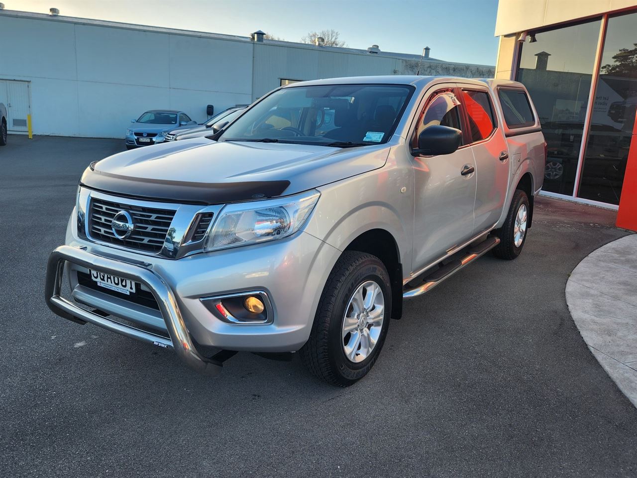 Vehicle image 5