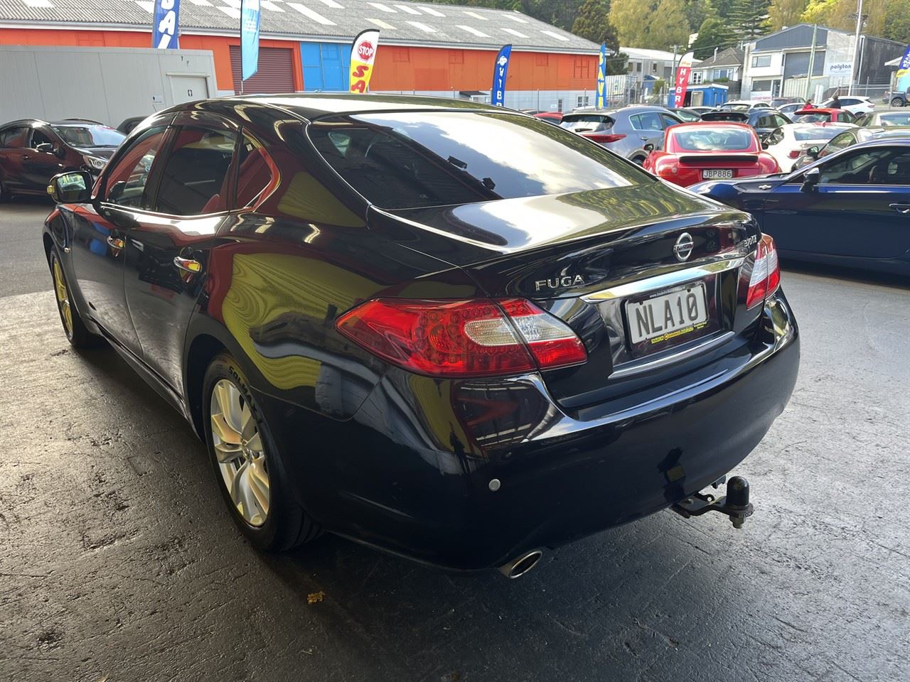 Vehicle image 4
