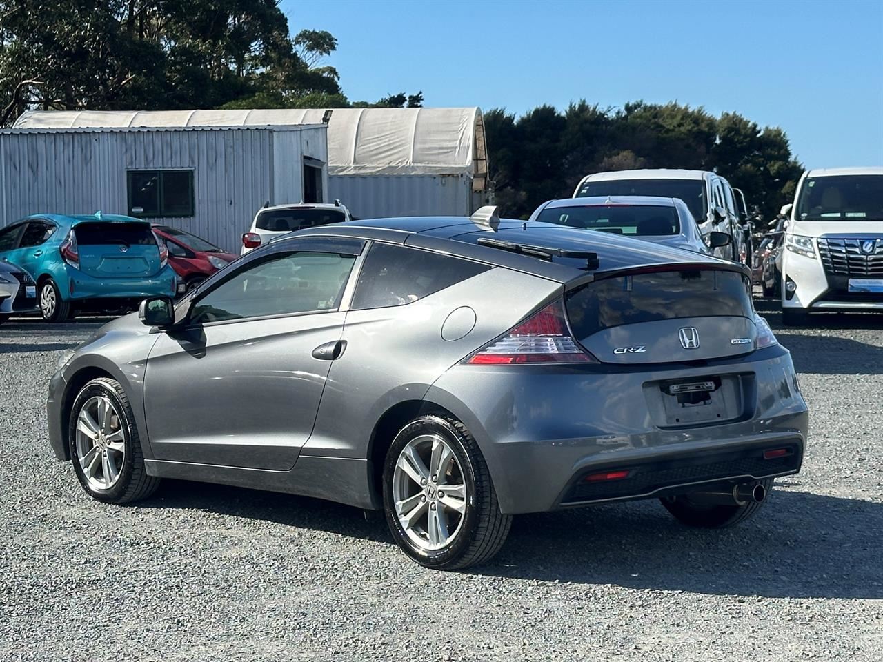 Vehicle image 5