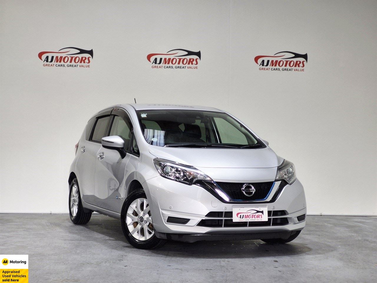 Vehicle image 1