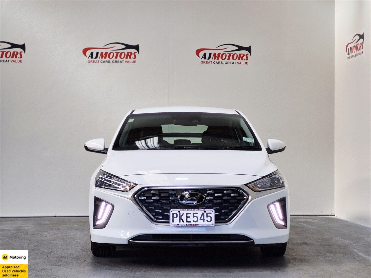 Vehicle image 2
