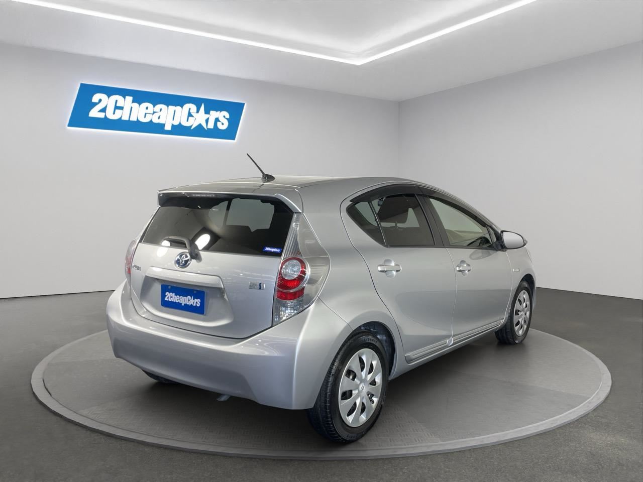 Vehicle image 5