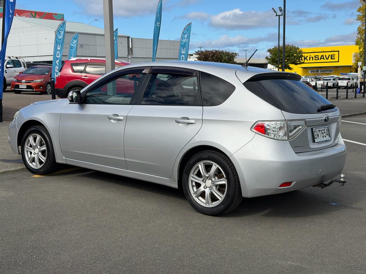 Vehicle image 4