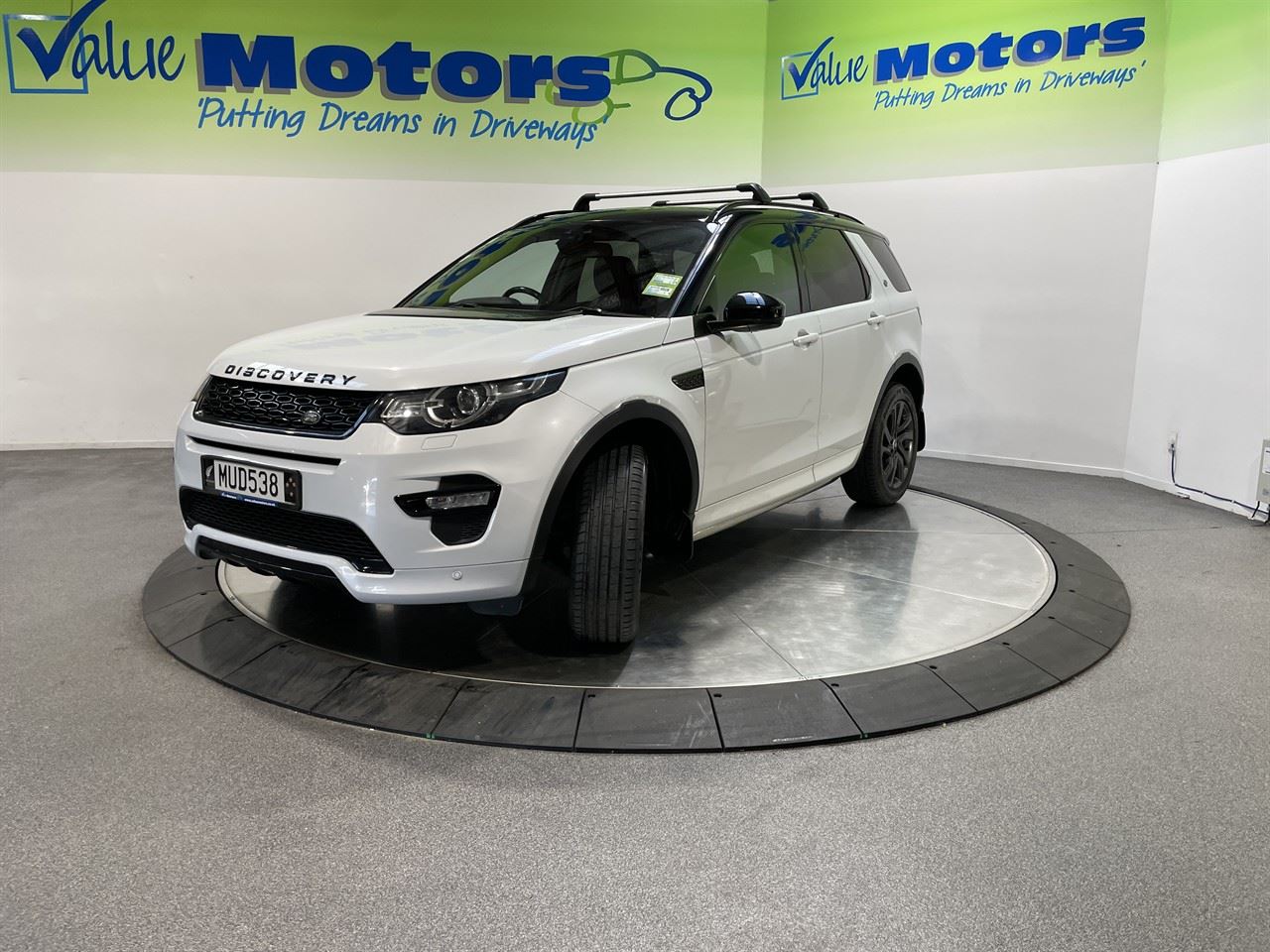 Vehicle image 3
