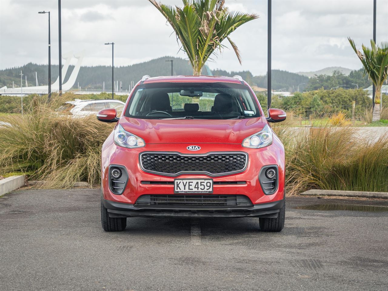 Vehicle image 4