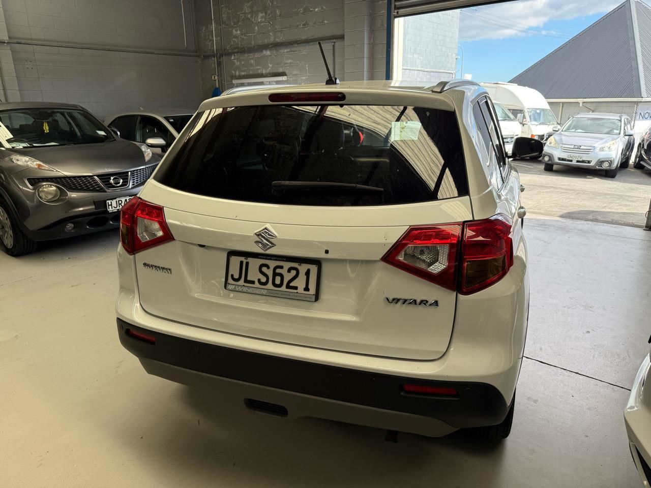 Vehicle image 5
