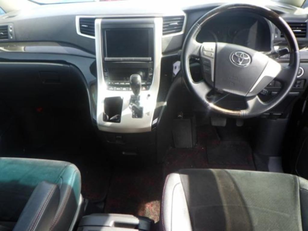Vehicle image 3