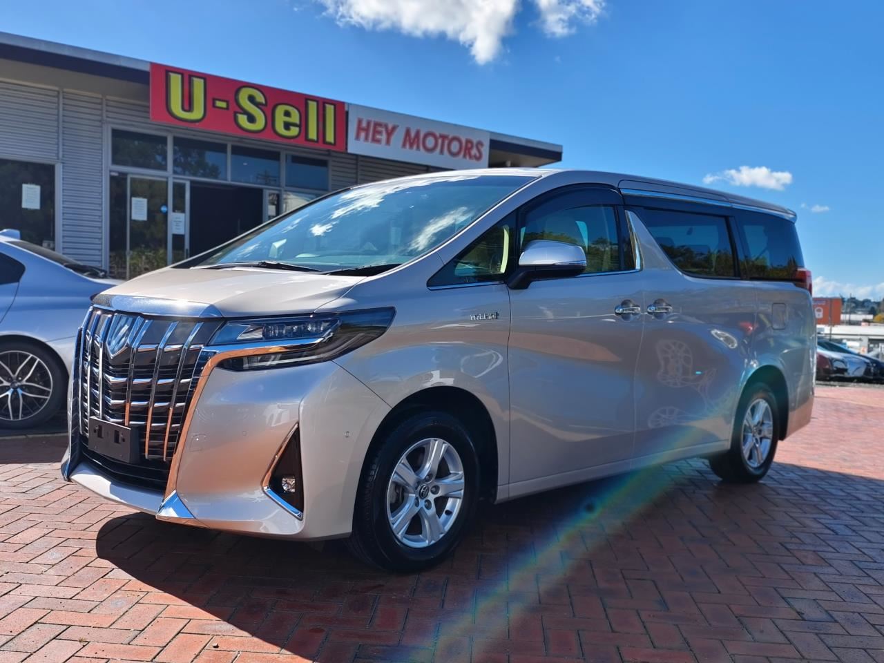 Vehicle image 3