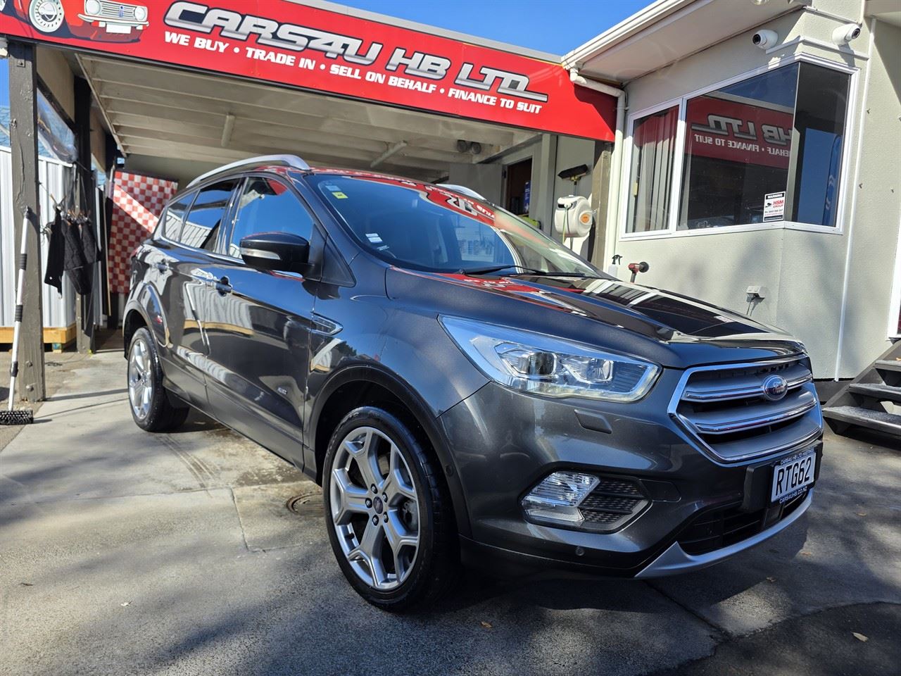 Vehicle image 1