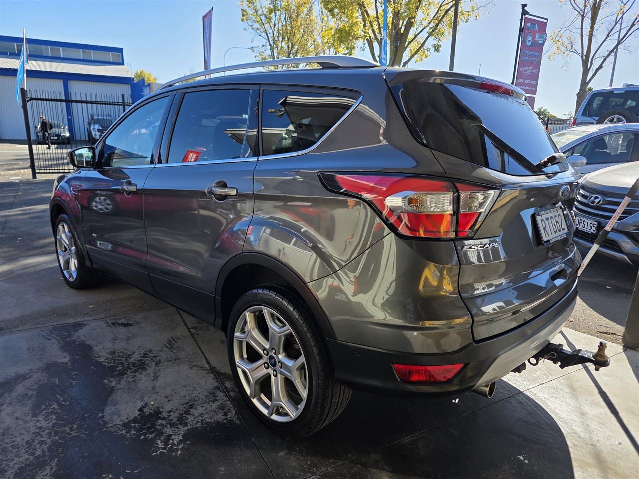 Vehicle image 3