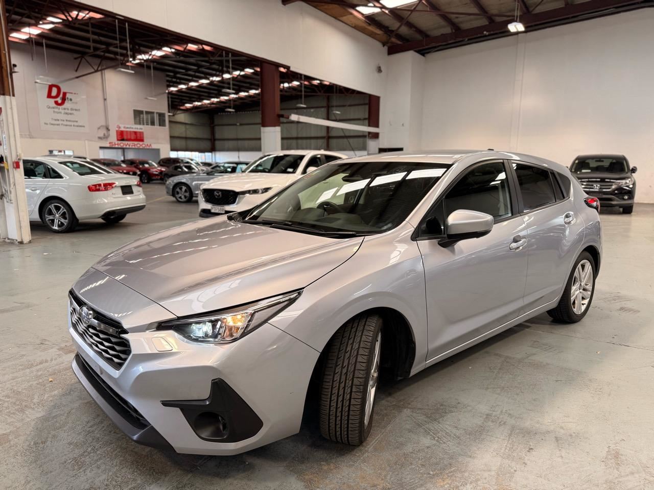 Vehicle image 5