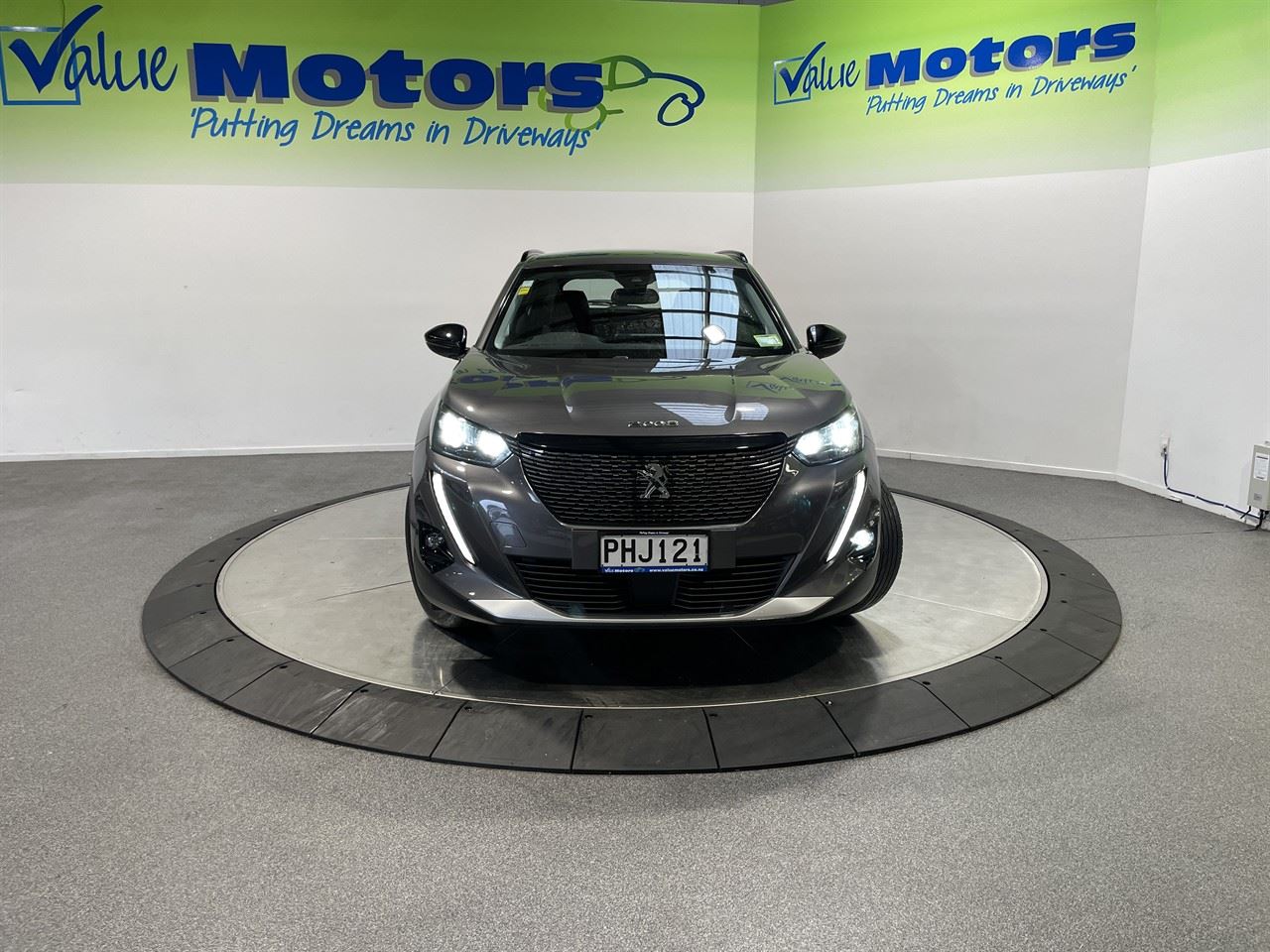 Vehicle image 2
