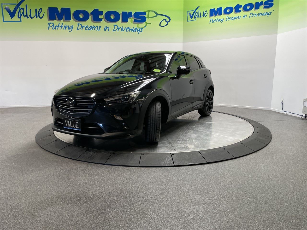 Vehicle image 3