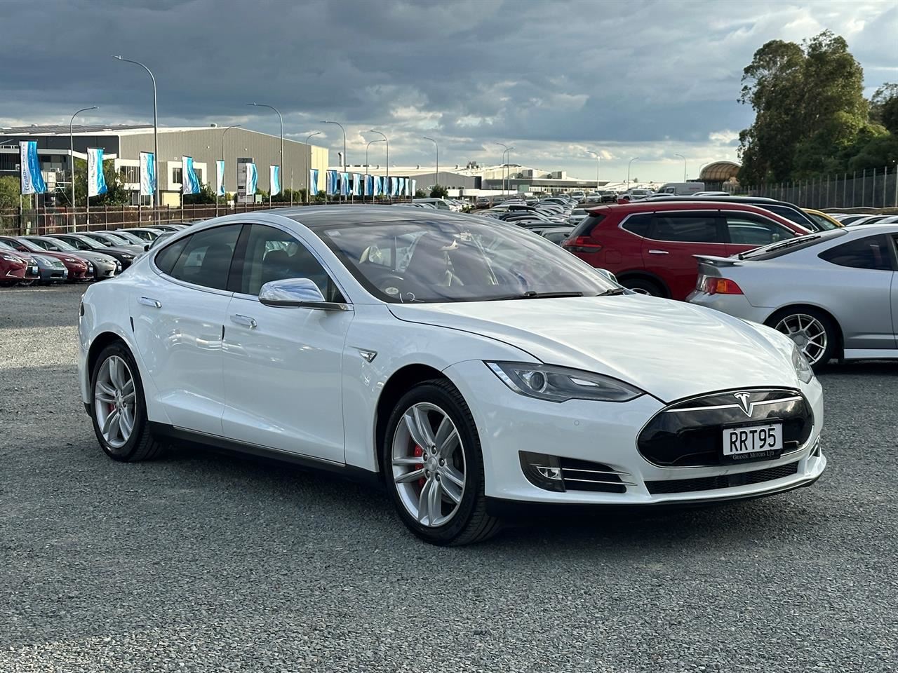 Vehicle image 1
