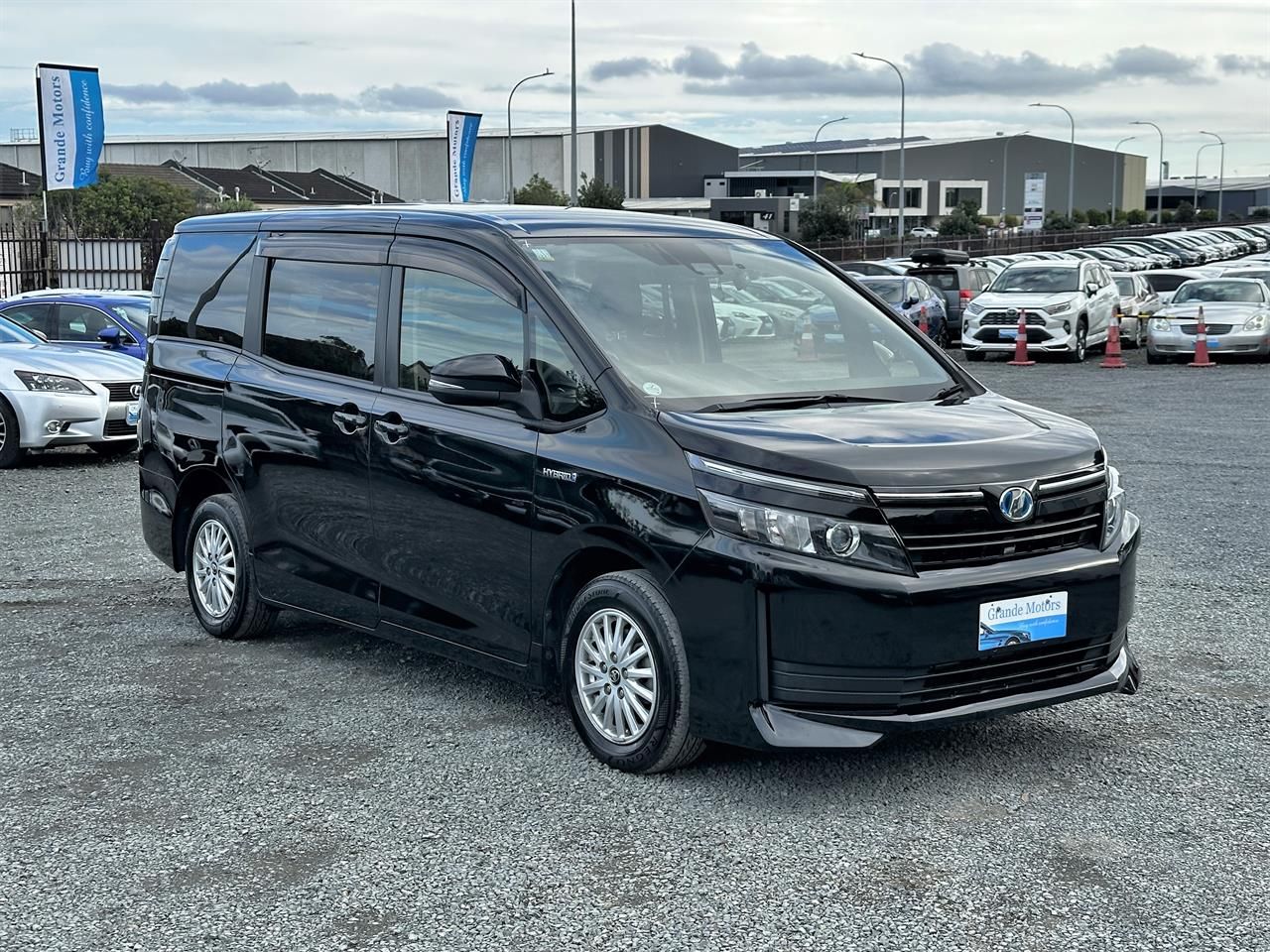 Vehicle image 1