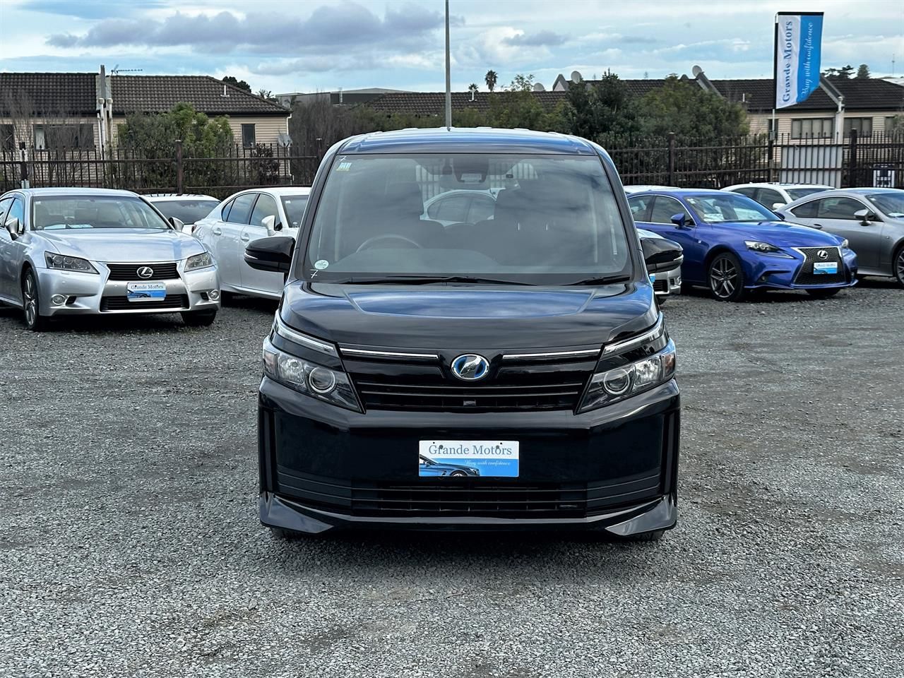 Vehicle image 2