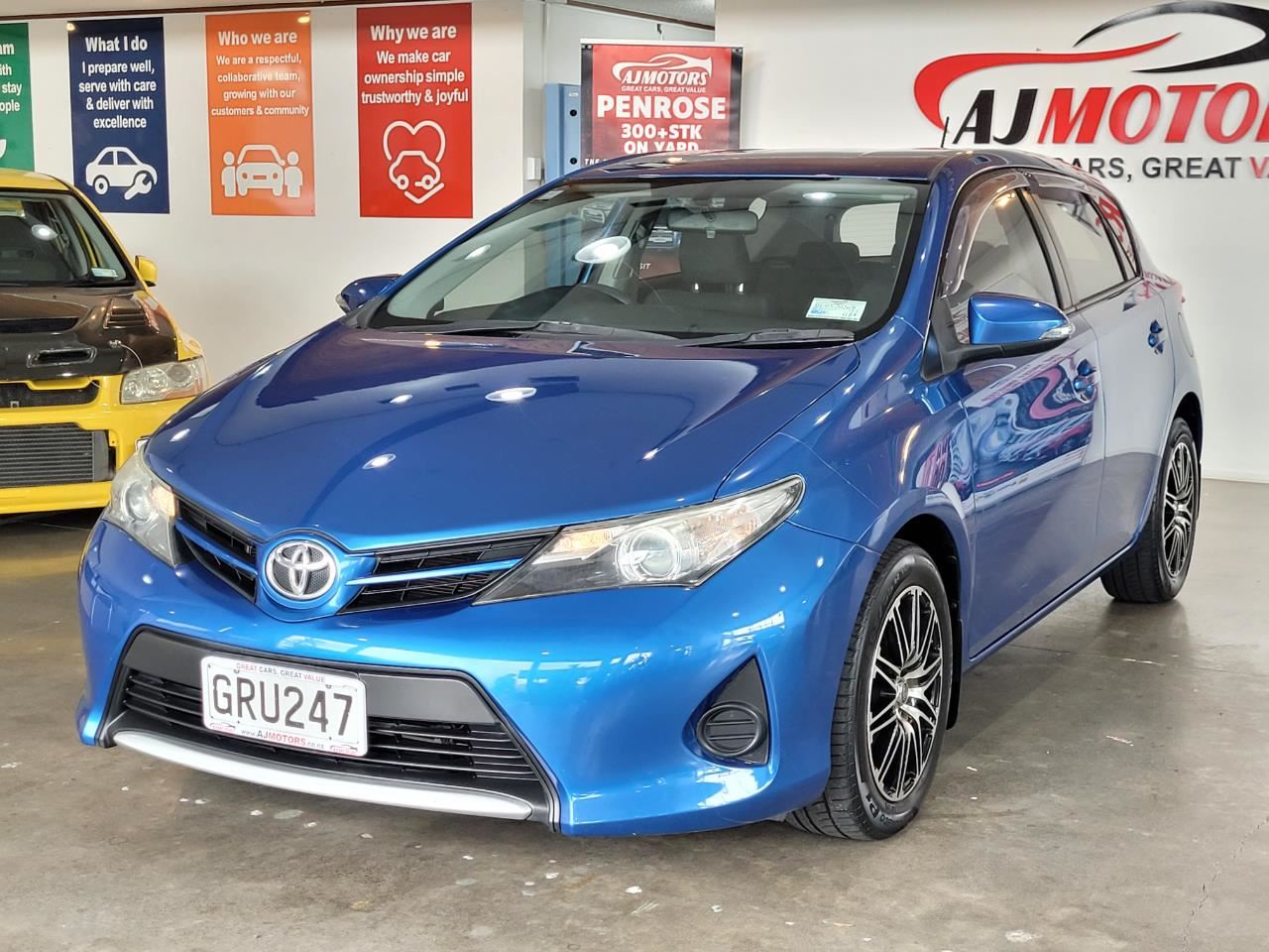 Vehicle image 3
