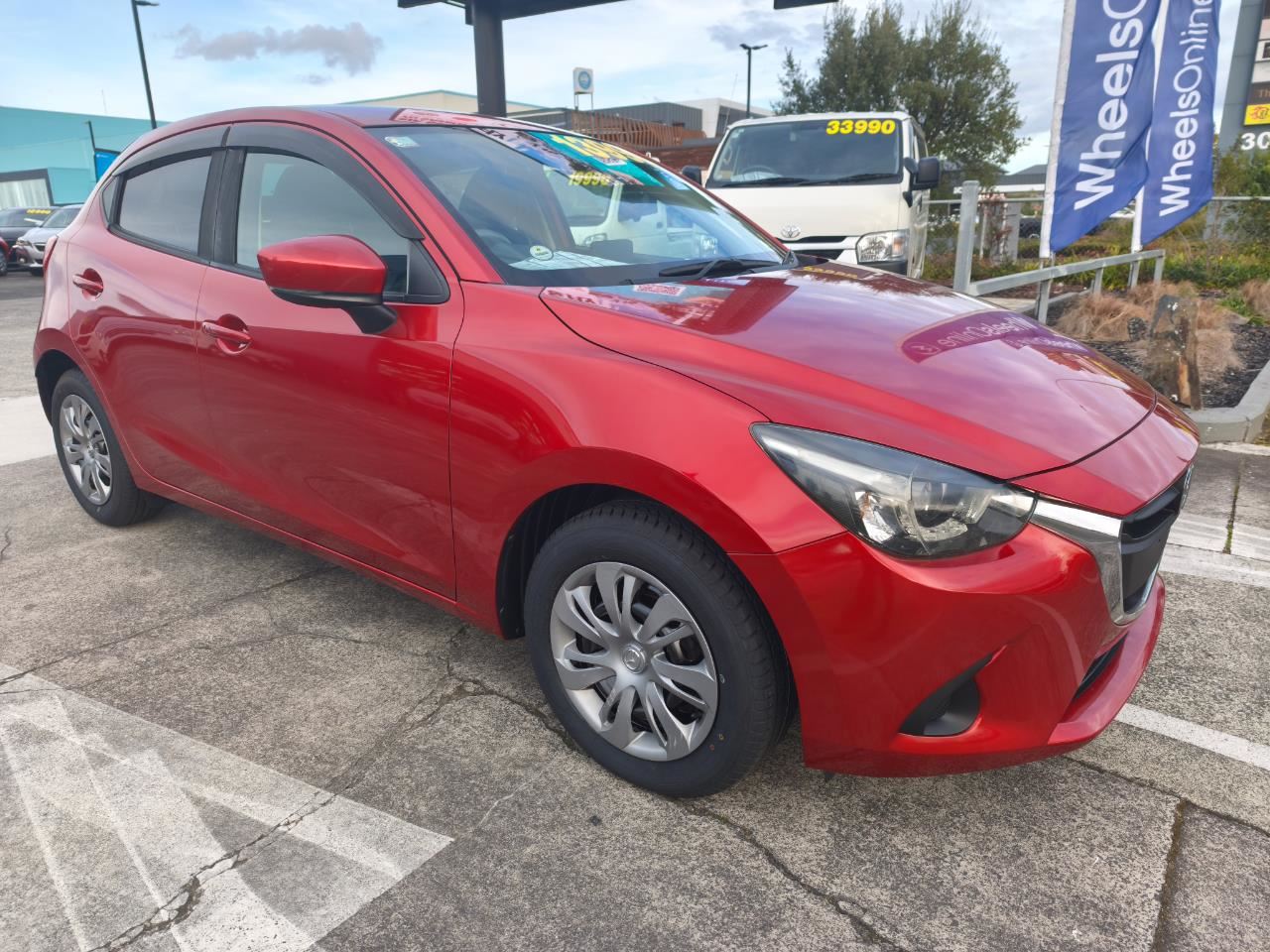 Vehicle image 3