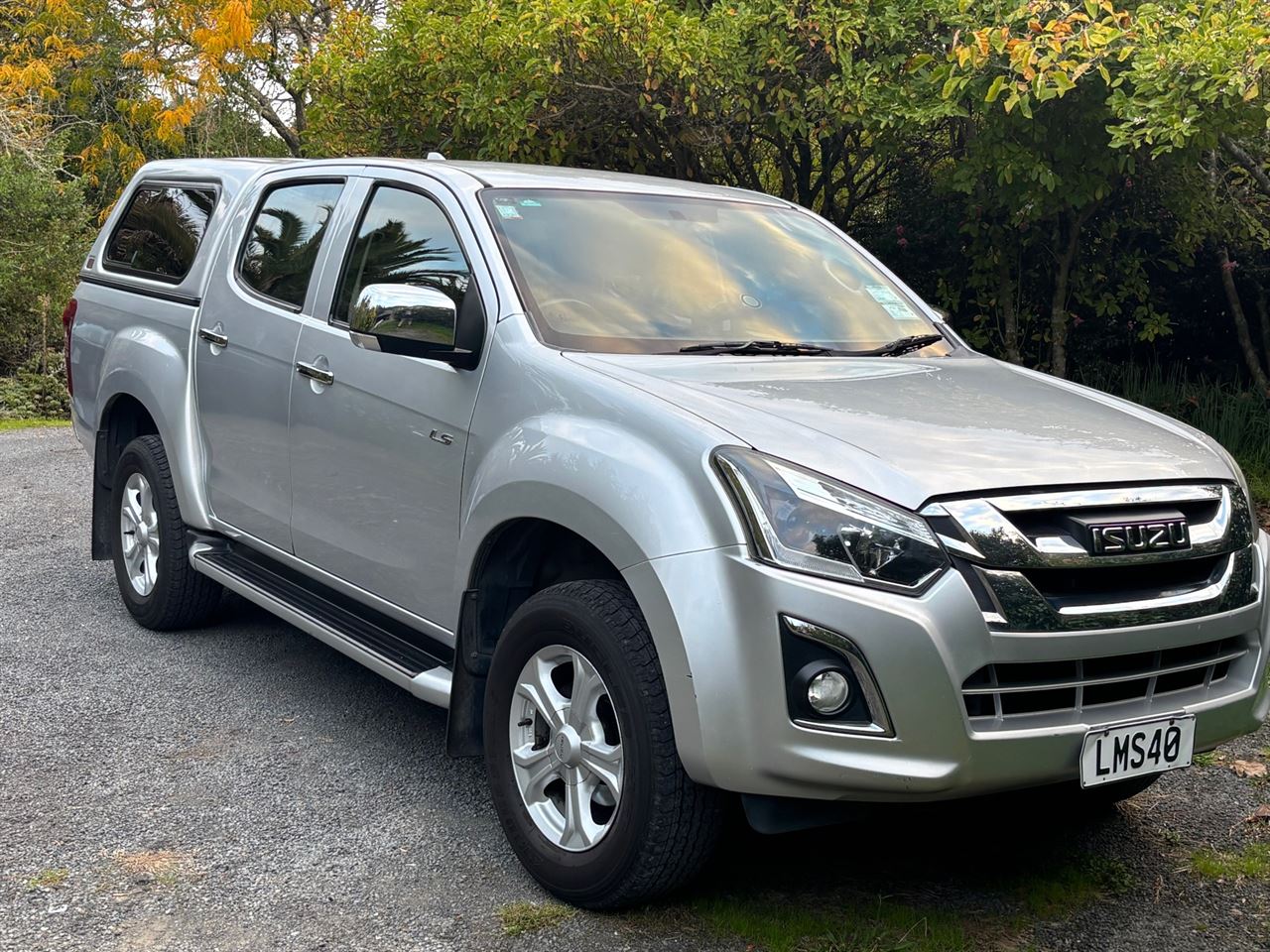 Vehicle image 2