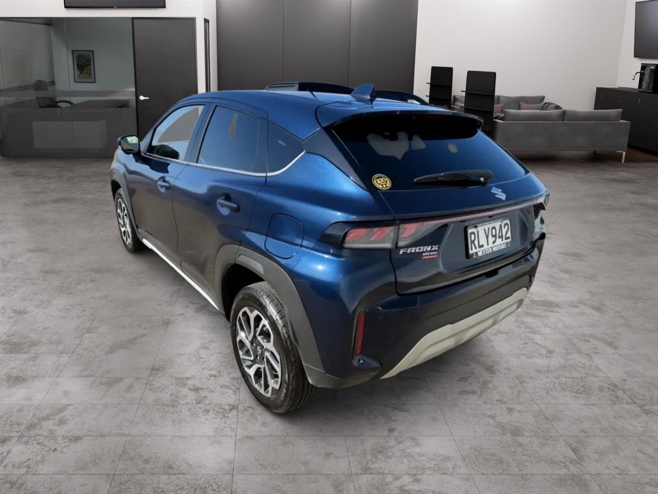 Vehicle image 4