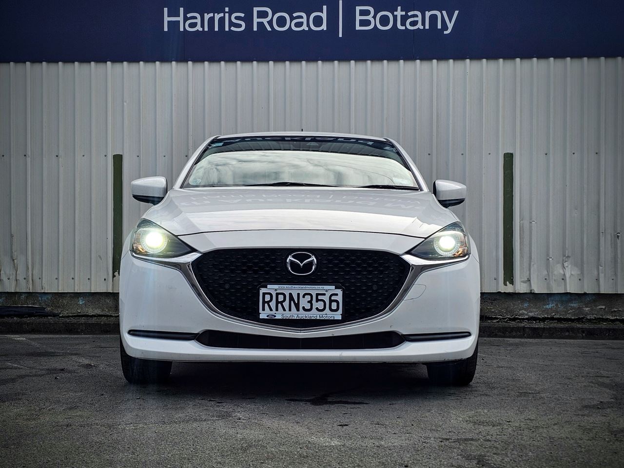 Vehicle image 3