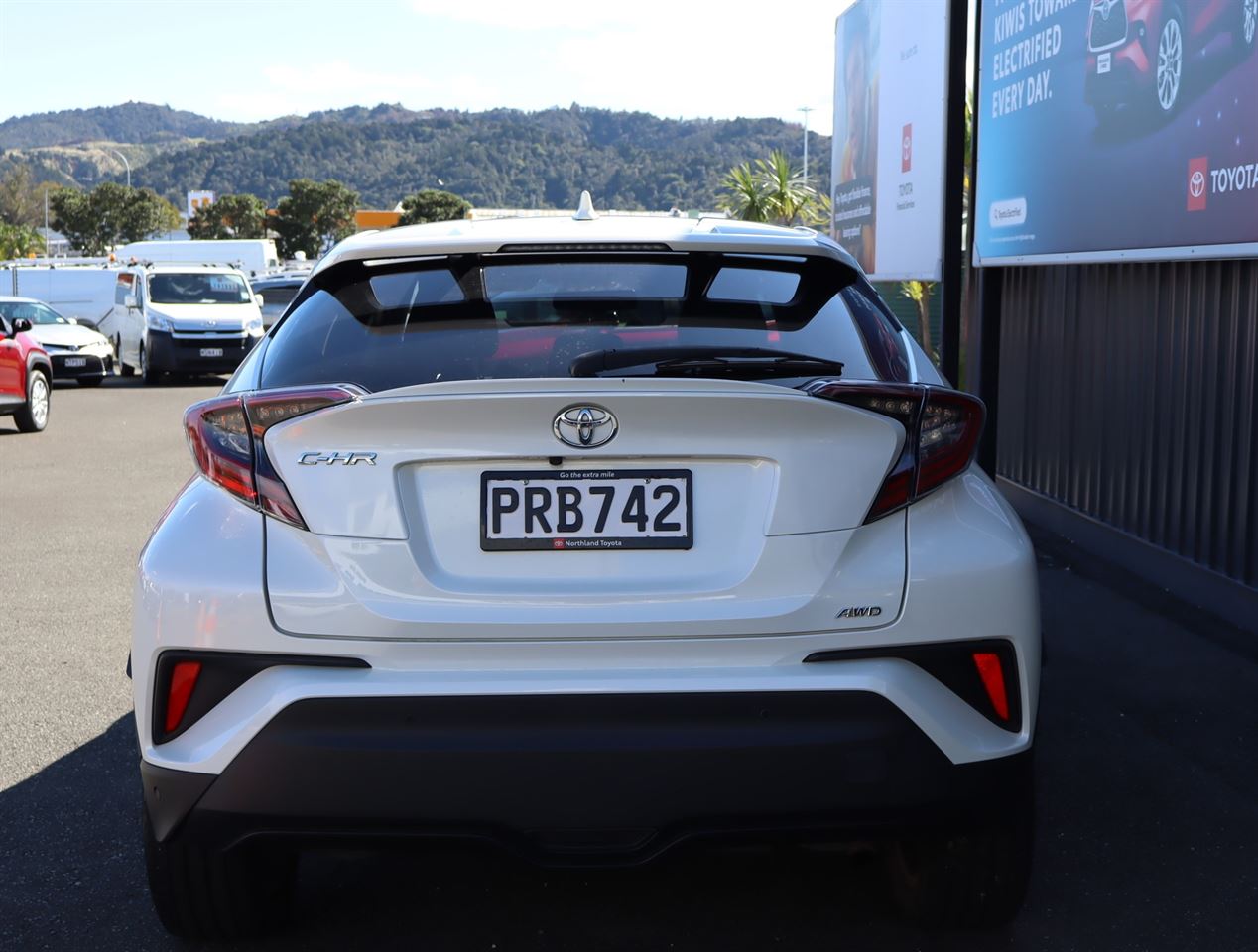 Vehicle image 3