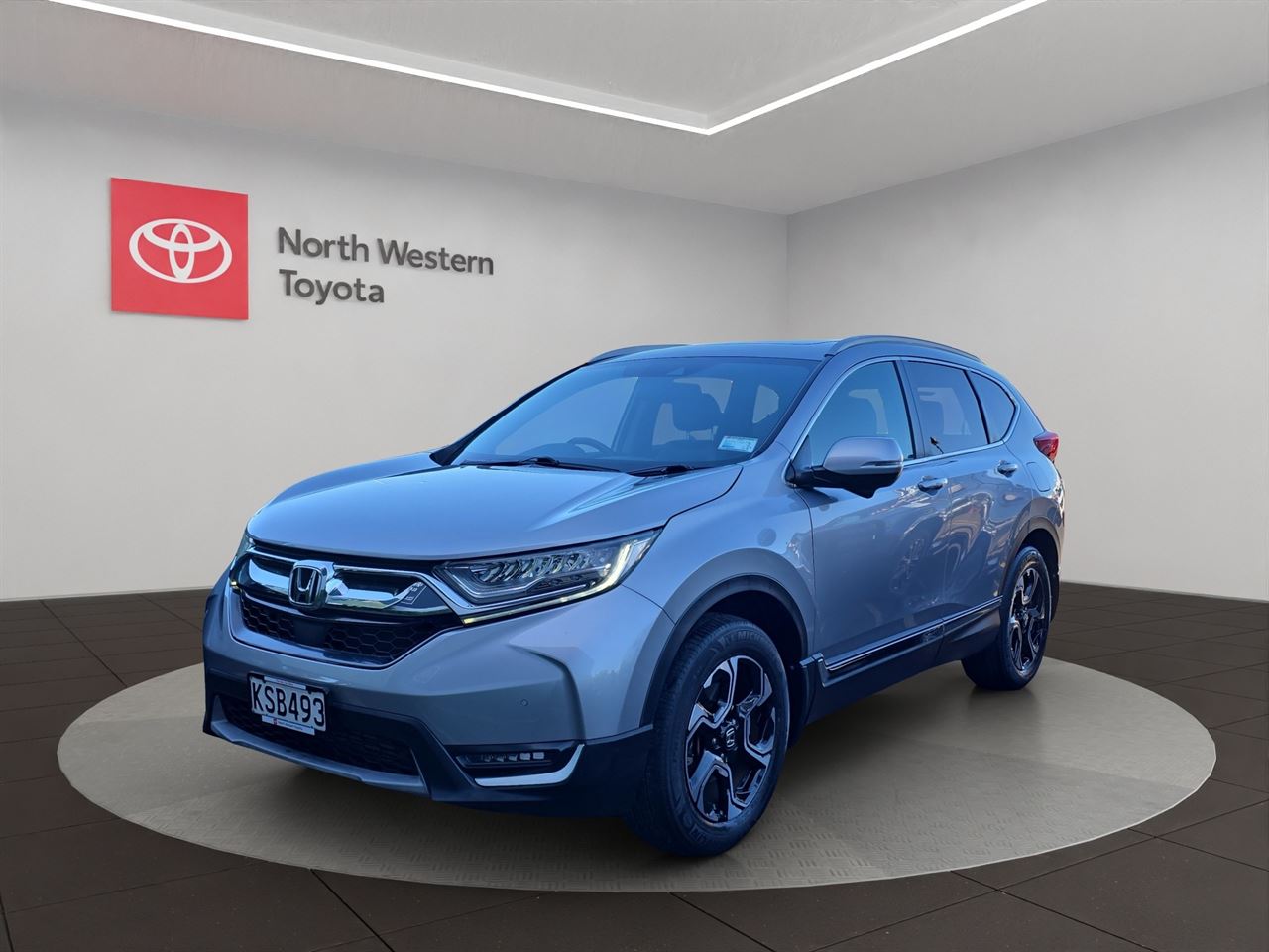 Vehicle image 3