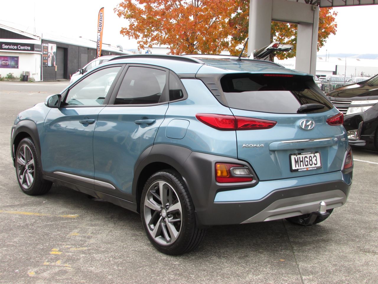 Vehicle image 5