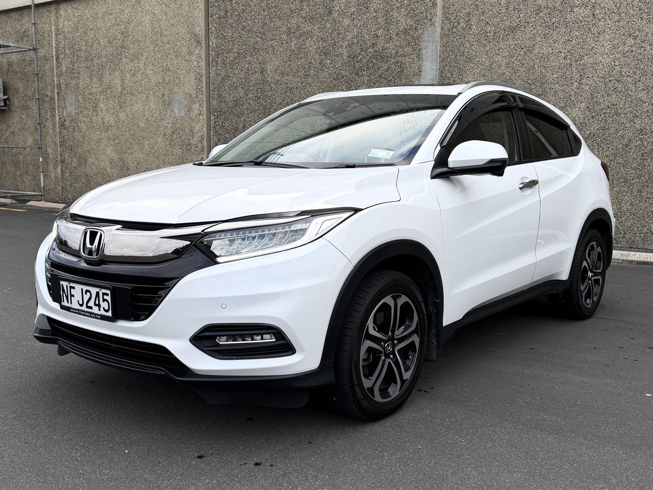 Vehicle image 2