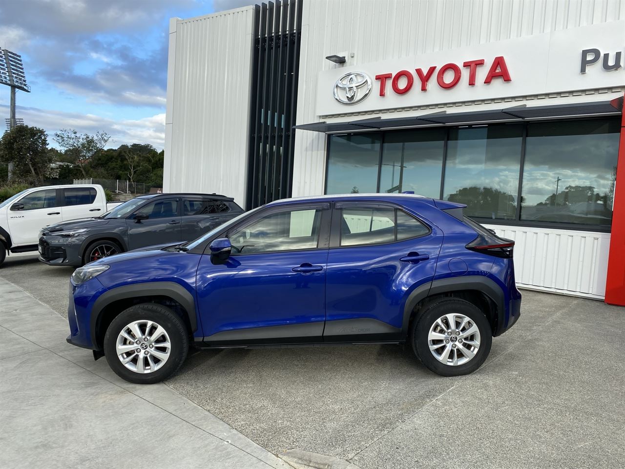 Vehicle image 2