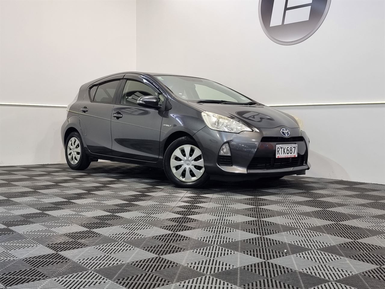 Vehicle image 1