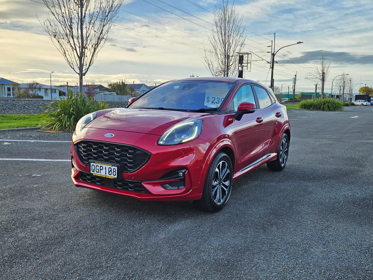 Vehicle image 3