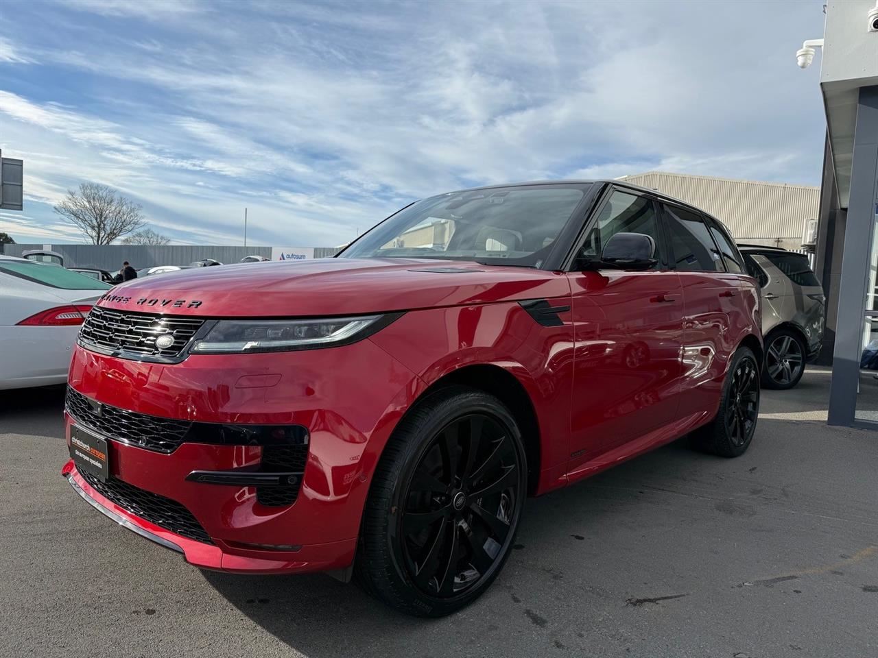 Vehicle image 3